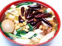 大板ni a➏-鹍记特色牛杂面