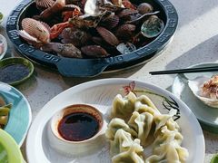 -巧克力渔家.小船海鲜胶东菜(万平口店)