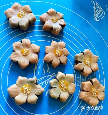 赏不了桃花做个桃花酥吃吃吧