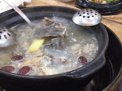 -濠轩阁特色生蚝火锅(水湾路店)
