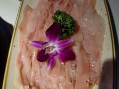 -墨居上隐·院子里火锅(峨眉店)