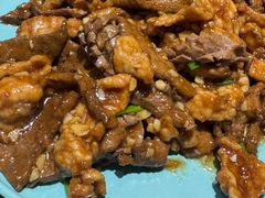 -大胡同天津菜·海肠捞饭·津门皮皮虾锅贴一绝(西姜井店)