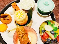 甜品总汇-湖滨28中餐厅·西湖宴·杭州君悦酒店