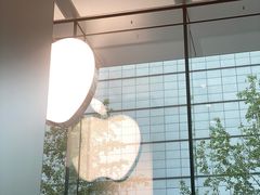 -Apple零售店(华贸购物中心店)