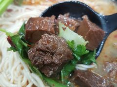 -志权牛肉面(灵山路店)
