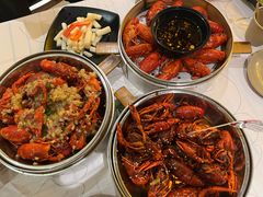 -巴厘龙虾·榜首油焖大虾(音乐学院·沿江酒馆店)