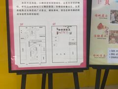 -钟书阁(群光广场店)