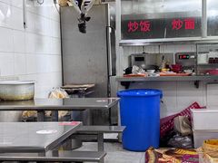 -易记皮肚面(明瓦廊店)
