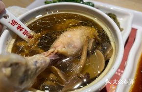 Fresh Mushroom Stewed Chicken Thigh