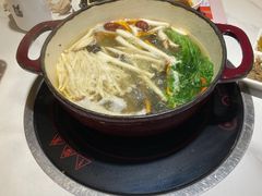 -黑鸡小馆(金源店)