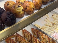 -五味酥·现烤国民糕点集合店(甘井子万达广场店)