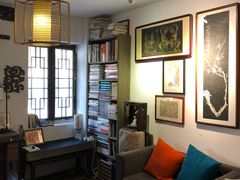 -邊城書店