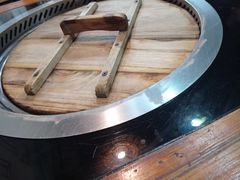 -三里屯土灶炖公鸡地锅鸡(江东店)