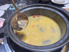 -野菌皇海景野生菌火锅(滨海大道店)