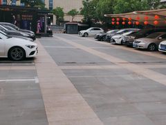 -香山湖渔家大院