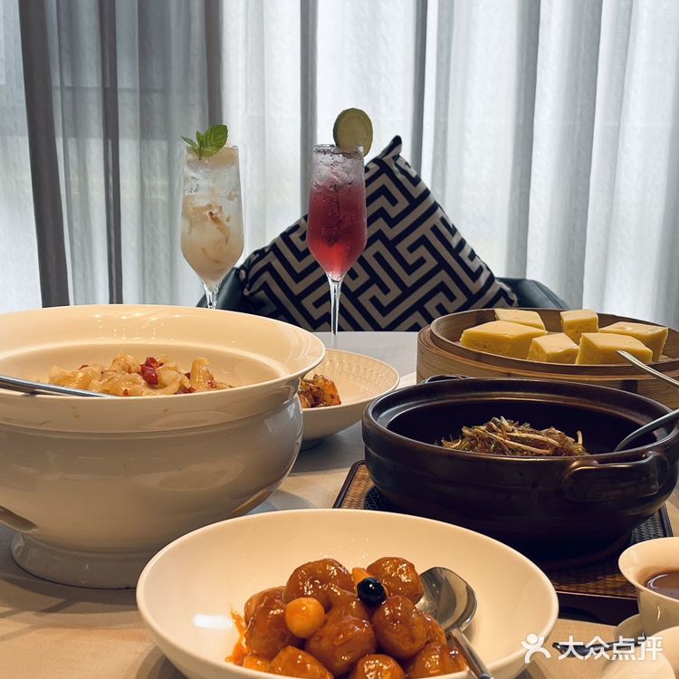 本地人常去的湘菜馆！团餐生日都合适
