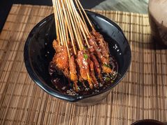 -虾弄弄海派小龙虾·牛羊蝎子火锅