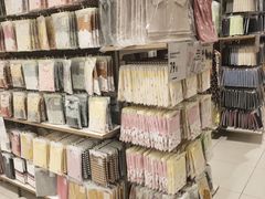 -优衣库(石家庄裕华万达广场店)