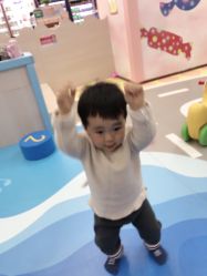 -孩子王童乐园(青岛万达店)