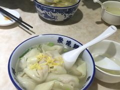 -聚笼鲜美食(凤凰街店)