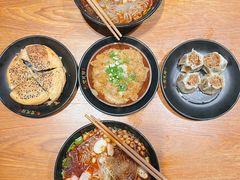 -青石桥老瓦房肥肠粉总店(青石桥总店)