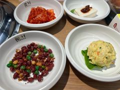 餐前小菜-本家韩国烤肉(青岛万象城店)