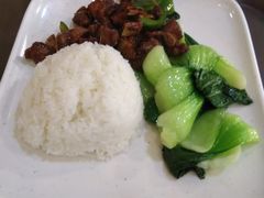 蜜椒汁焗骨饭-都城快餐(都信店)