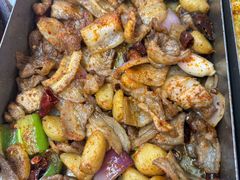 -老东镇啤酒屋海鲜加工·蒸汽海鲜·海鲜烧烤(台东店)