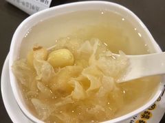 雪耳莲子鸡蛋糖水-圆碌碌甜品屋(二中店)