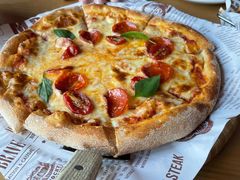 萨拉米香肠披萨-MR.ROCKY洛奇先生RESTAURANT&BAR(宝安壹方城店)