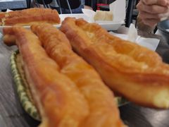 -车库美食餐厅