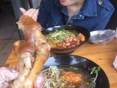 -华莱士·全鸡汉堡(湛江新华店)