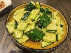 刀拍黄瓜-渝湘厨(古美店)