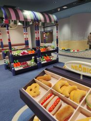 -奈尔宝家庭中心·亲子餐厅(北京东坝万达店)