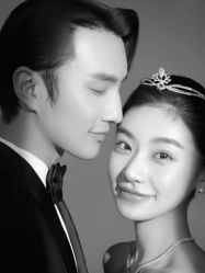 -至臻微拉婚纱摄影