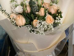 -亭亭鲜花店(中山北路店)