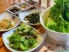 -唯成•韩国炭火烤肉 유성고기