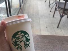 -星巴克(湖州凤凰时代广场店)