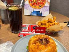 -必胜客(华都店)