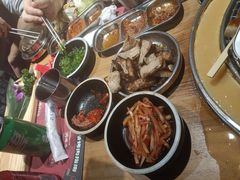 -青瓦炭韩潮烤肉(花园道店)