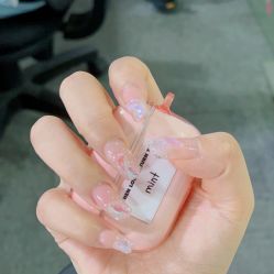 -CM.Nail美甲美睫