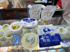-正飞鲜奶(吐鲁番路店)
