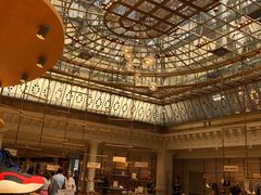 -乐蓬马歇百货公司(Rive Gauche)