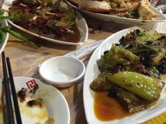 -覃记海鲜美食餐厅