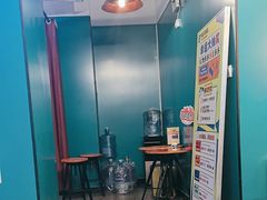 -荒岛实景沉浸密室(江汉路1店)