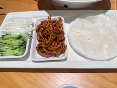 肉丝卷饼-九毛九西北菜(大东海店)