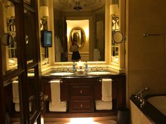 -广州富力丽思卡尔顿酒店