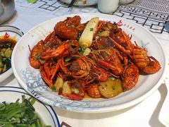 -去吃龙虾|鲜活小海鲜·鲜货烧烤(红林世界城店)