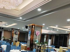 -方鼎食府