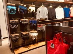 -UNDER ARMOUR(新燕莎奥莱店)